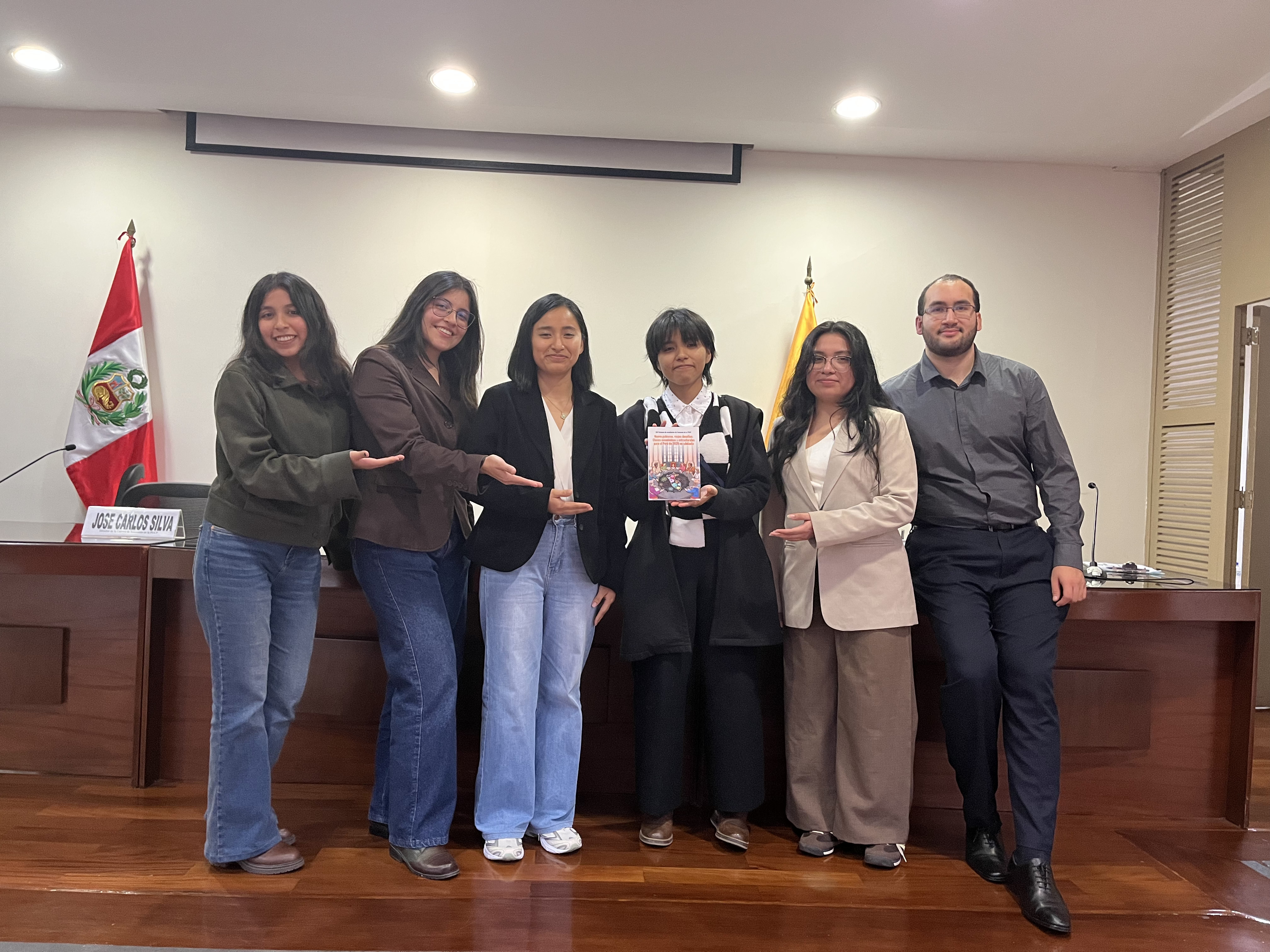 Presentación de la memoria del coloquio 2025